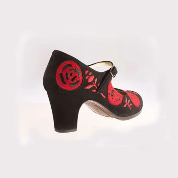 Zapato Flamenco Lunas Bordadas