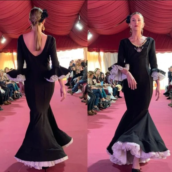 Vestido Negro Collar